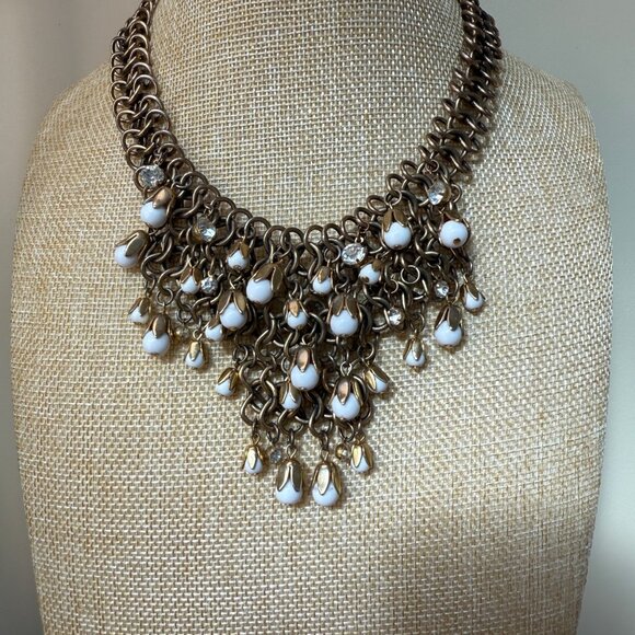 Ann Taylor Bold Gold-Tone Chain Statement Necklace With White Bead & Crystal - Picture 5 of 9